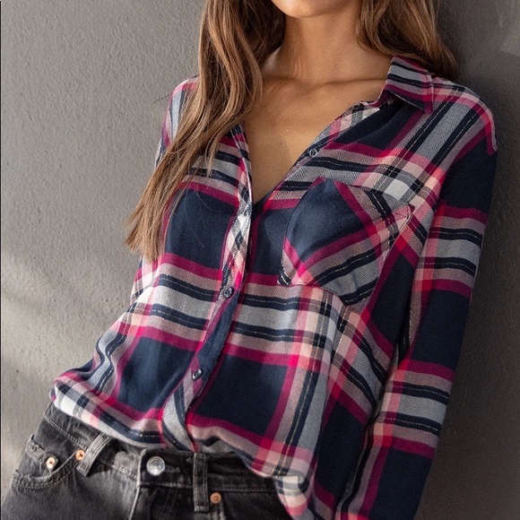 RAILS “Hunter” Fuscia, Pink & Navy Buttondown shirt Size Medium - Picture 2 of 8